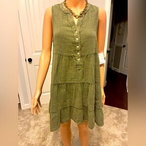 Sleeveless Green Tiered Dress by Westbound.